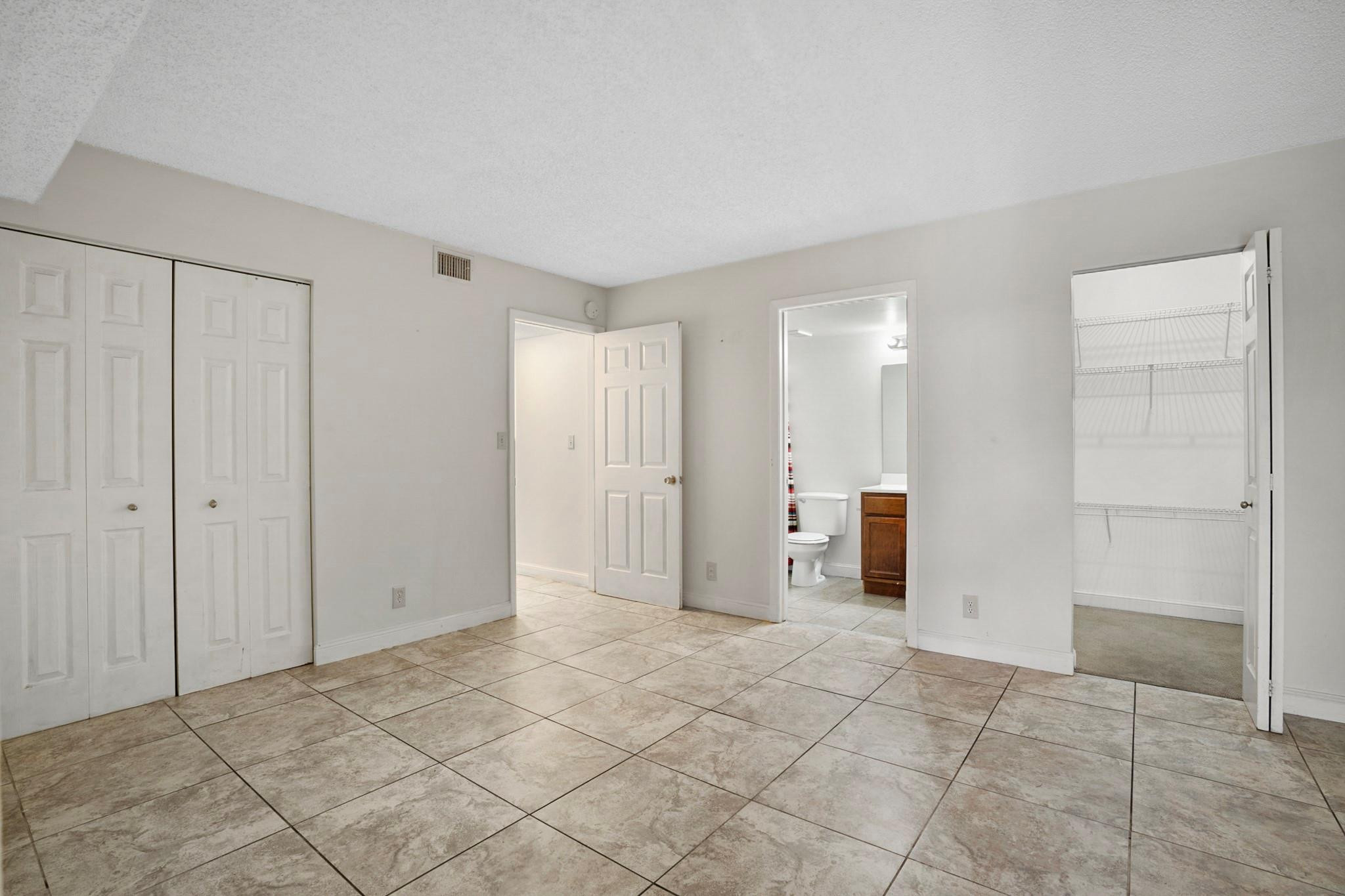 South Palm Place Condo - Residential Lease