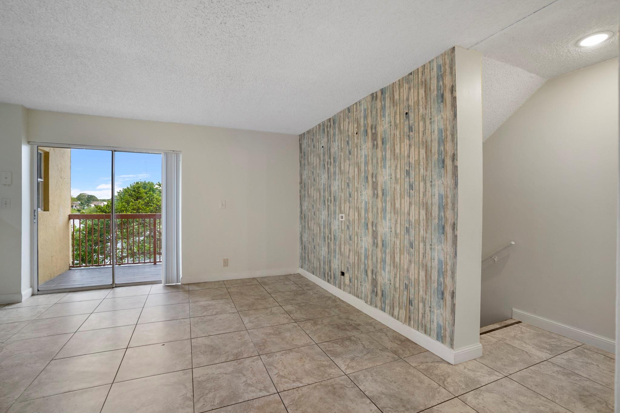 South Palm Place Condo - Residential Lease