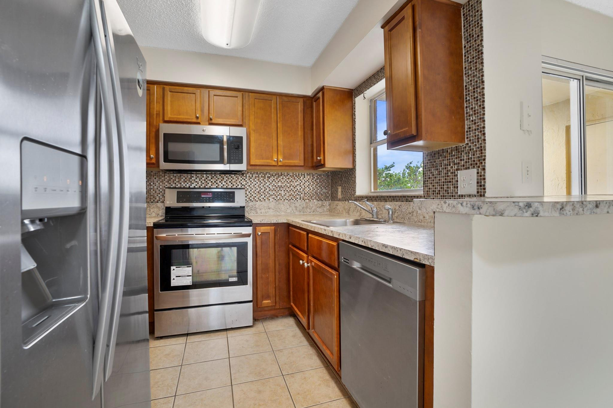 South Palm Place Condo - Residential Lease
