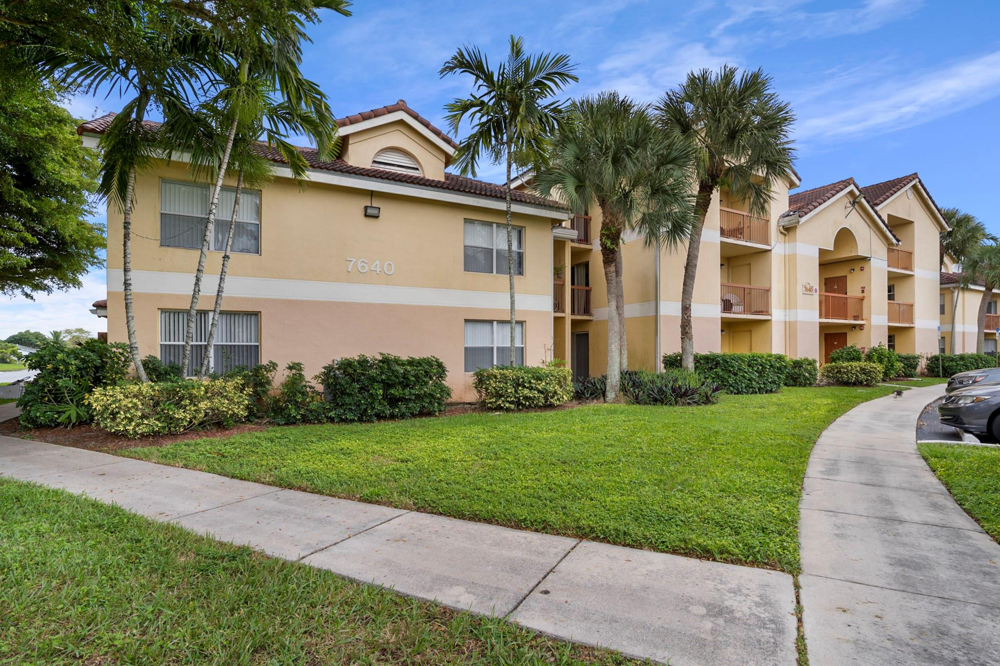 South Palm Place Condo - Residential Lease