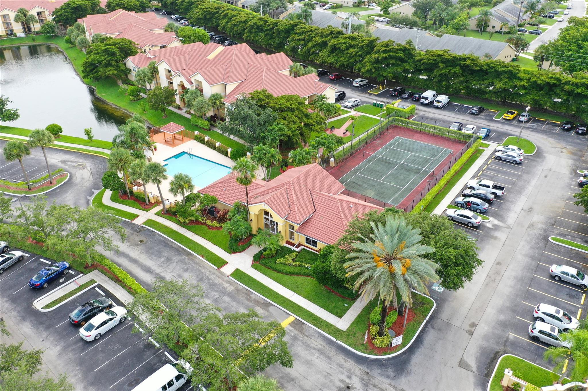 South Palm Place Condo - Residential Lease