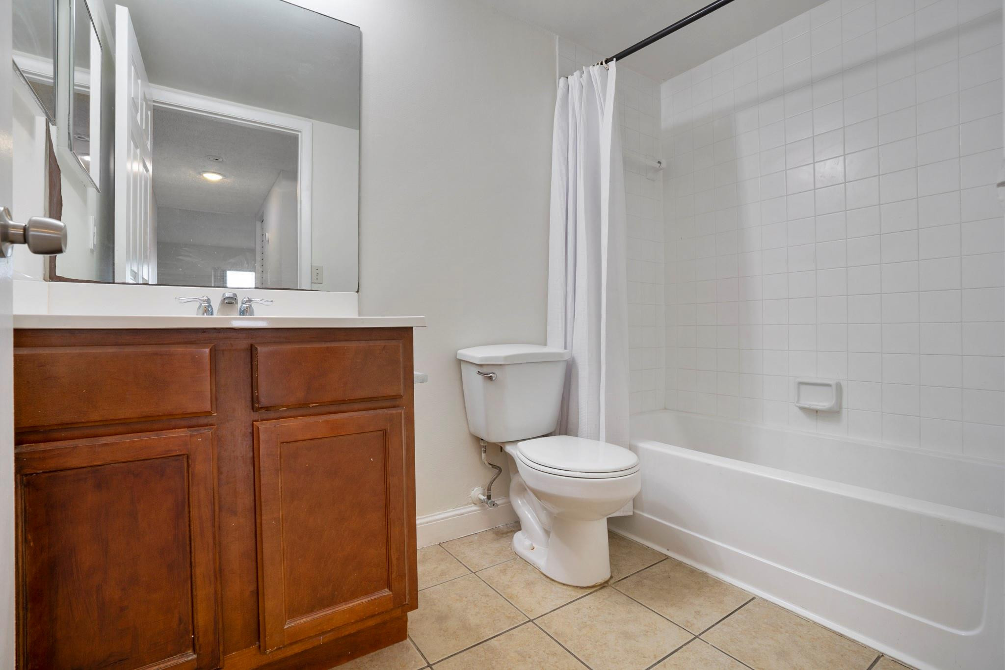 South Palm Place Condo - Residential Lease