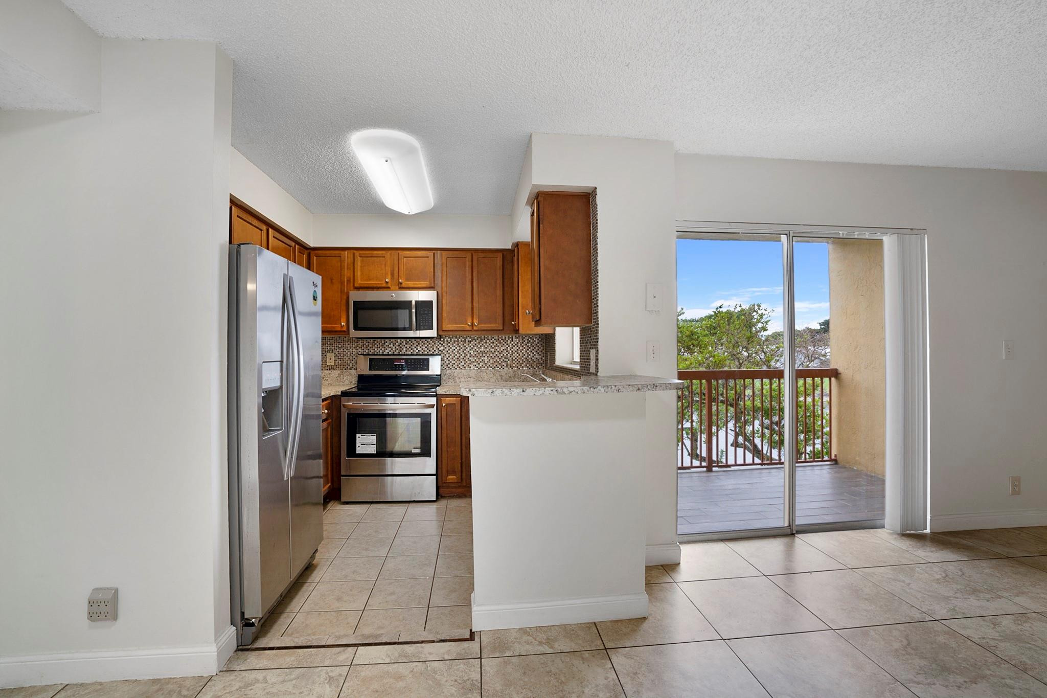 South Palm Place Condo - Residential Lease
