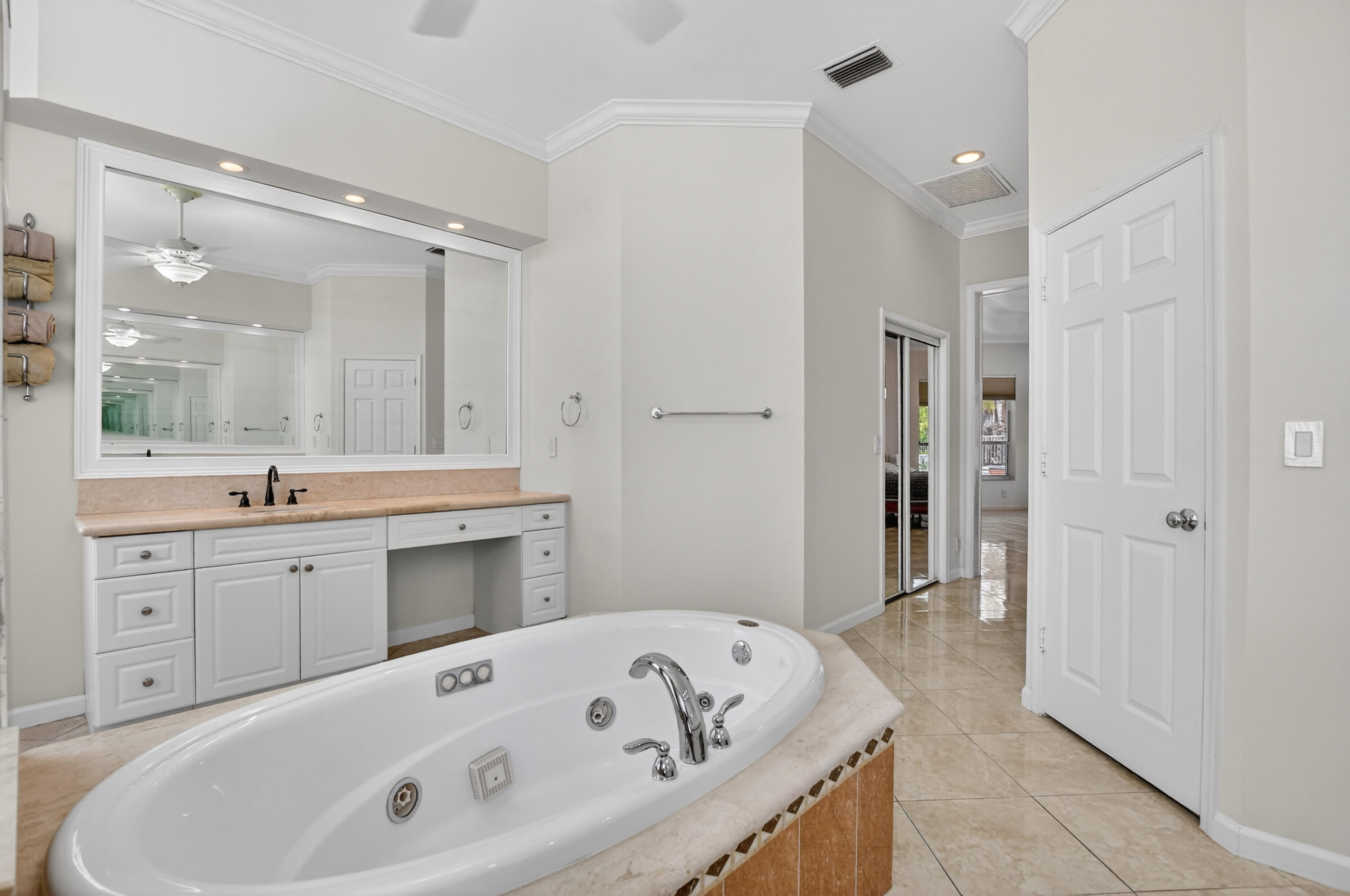 BINKS FOREST OF THE LANDINGS AT WELLINGTON - Residential