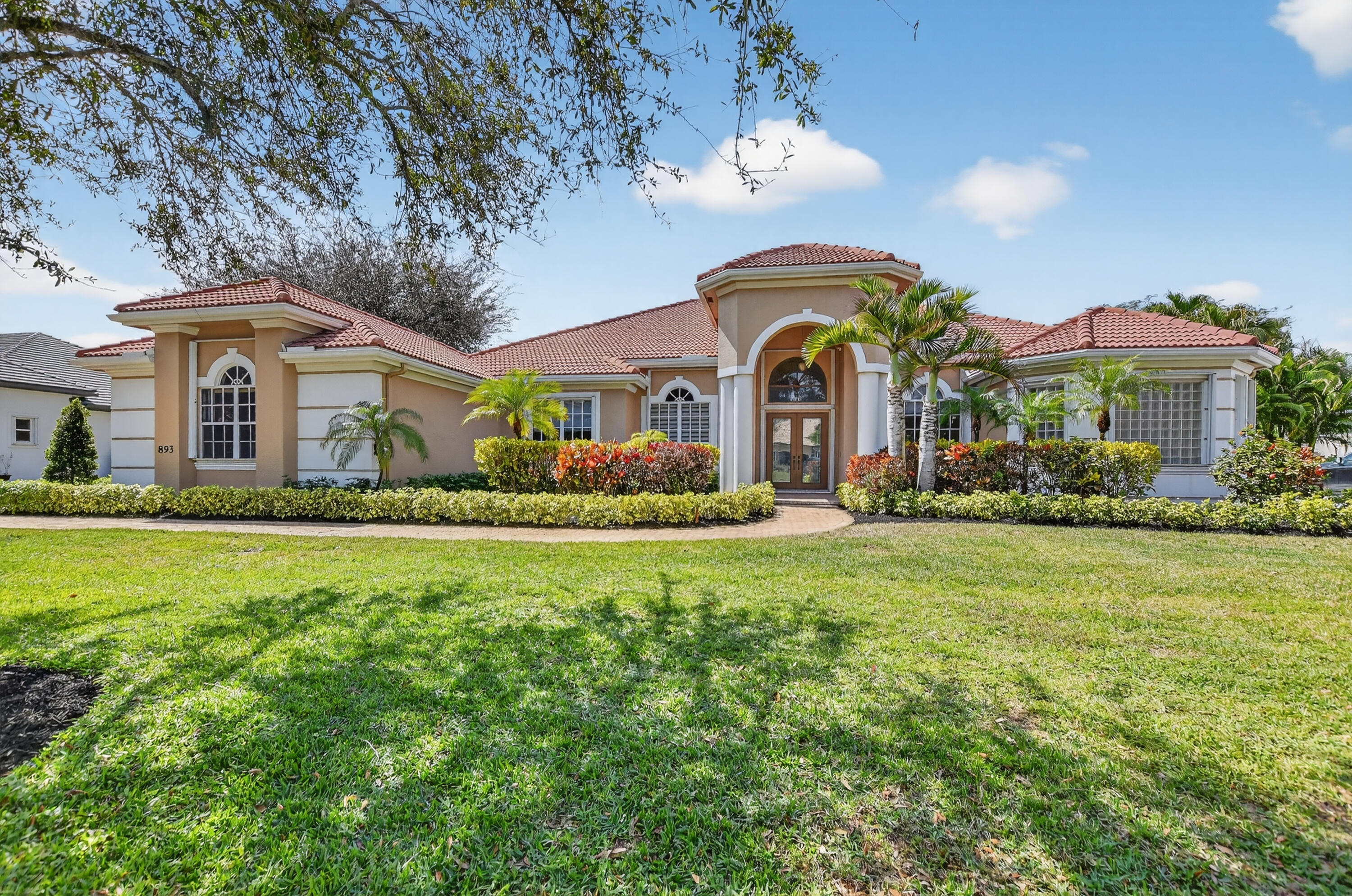 BINKS FOREST OF THE LANDINGS AT WELLINGTON - Residential