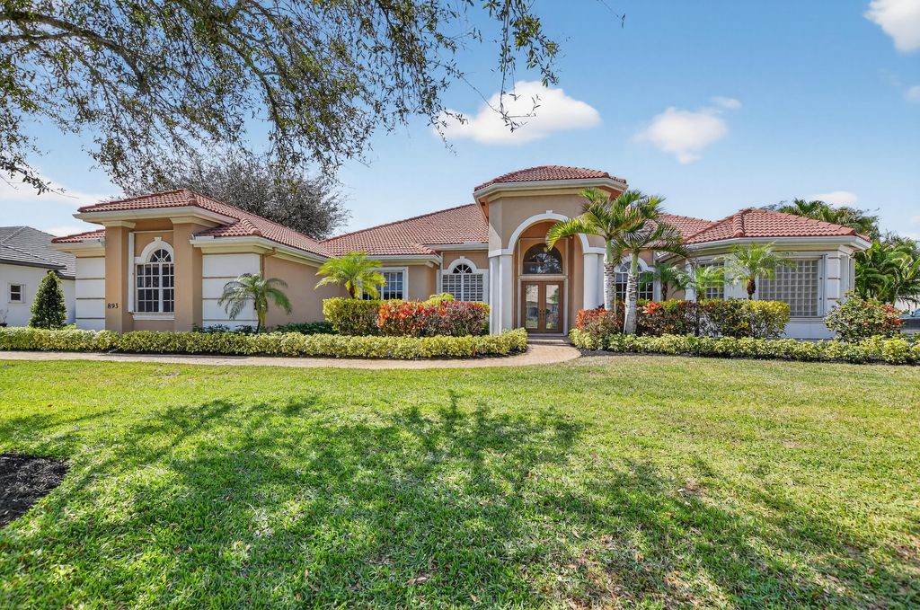 Photo of 893 Forest Glen Lane, Wellington, FL 33414 (MLS # B26000447)