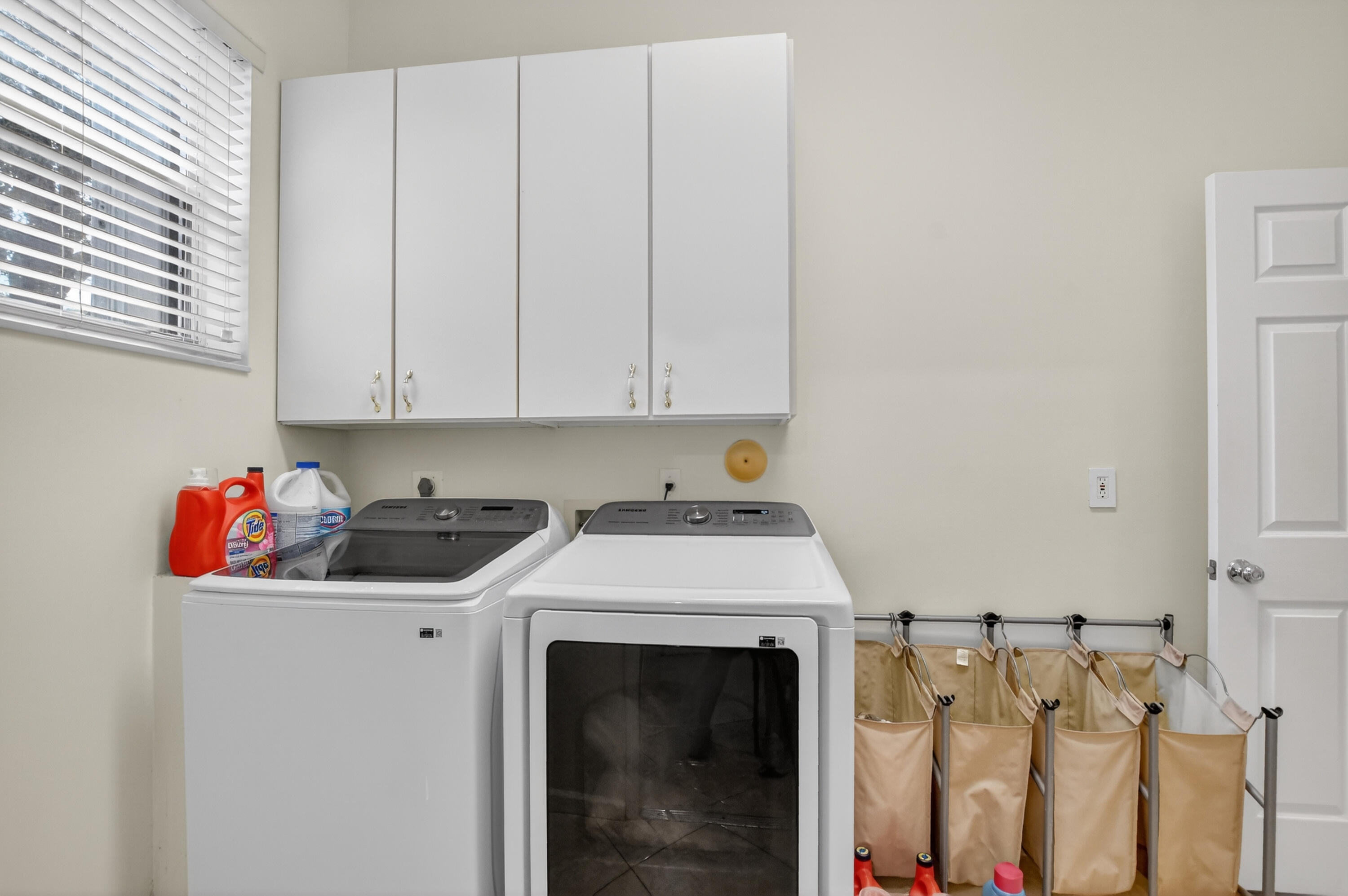 BINKS FOREST OF THE LANDINGS AT WELLINGTON - Residential