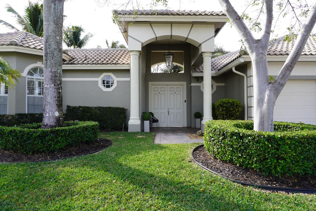 Photo of 21695 Marigot Drive, Boca Raton, FL 33428 (MLS # R11058347)
