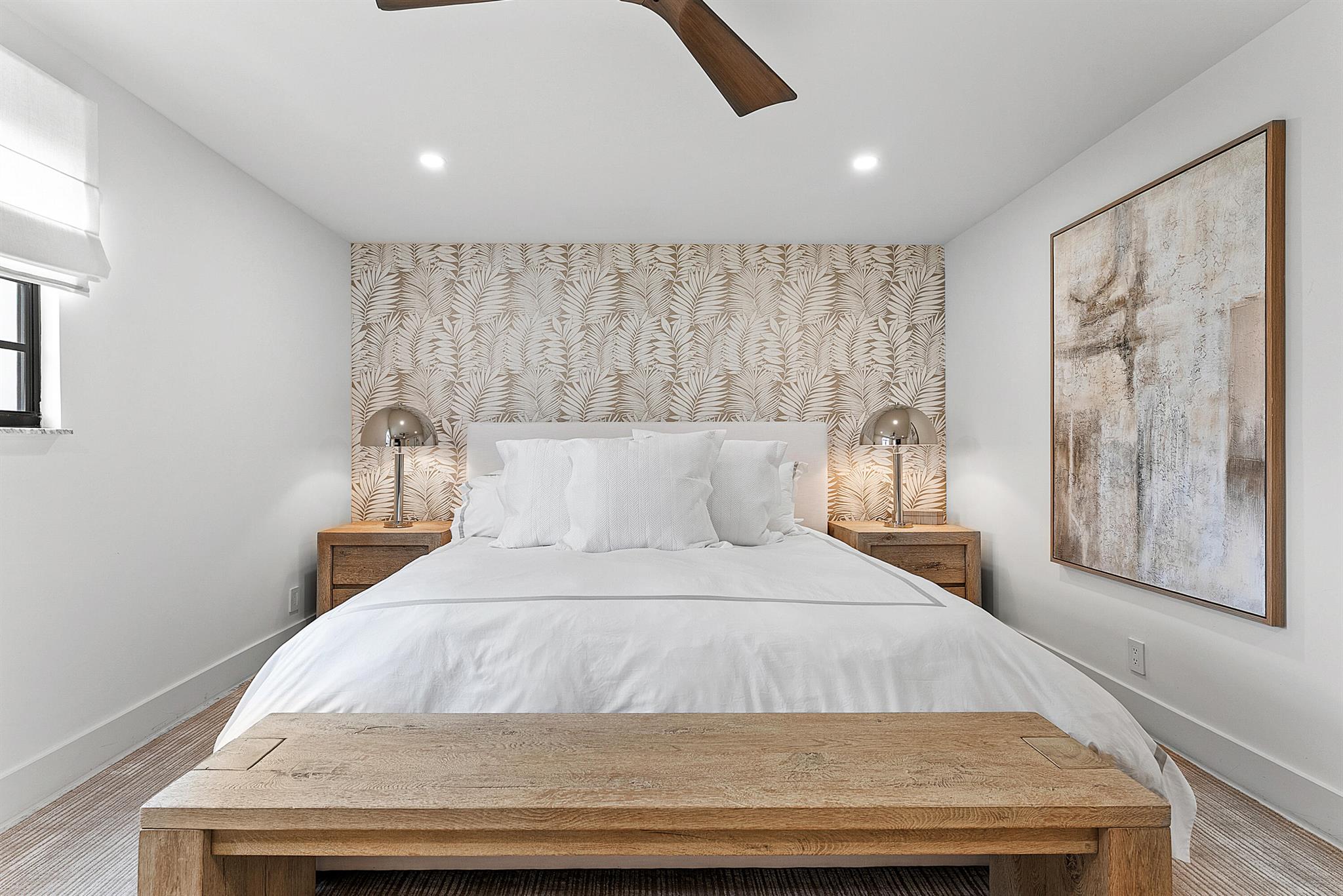 JARDIN DEL MAR COND - Residential