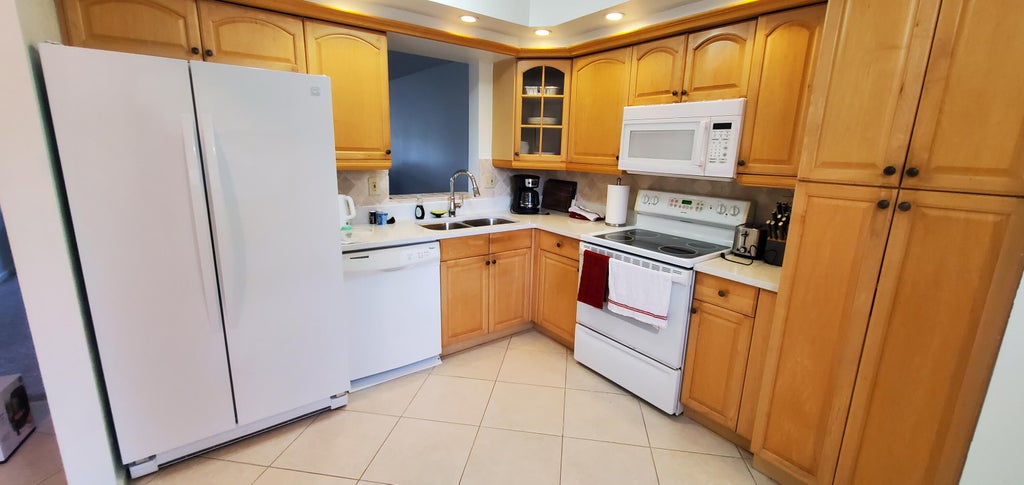 Photo of 260 NW 76th Avenue #201, Margate, FL 33063 (MLS # B26040767)