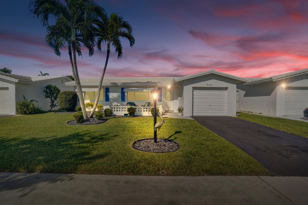 Photo of 903 SW 18th Street, Boynton Beach, FL 33426 (MLS # R11016687)