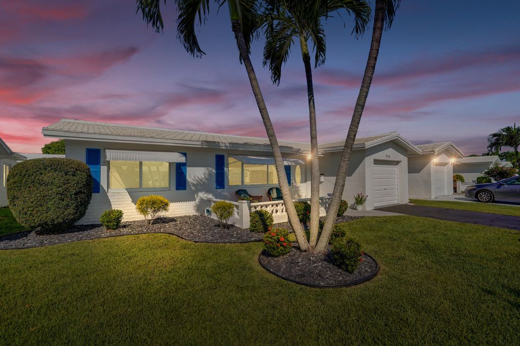 Photo of 903 SW 18th Street, Boynton Beach, FL 33426 (MLS # R11016687)