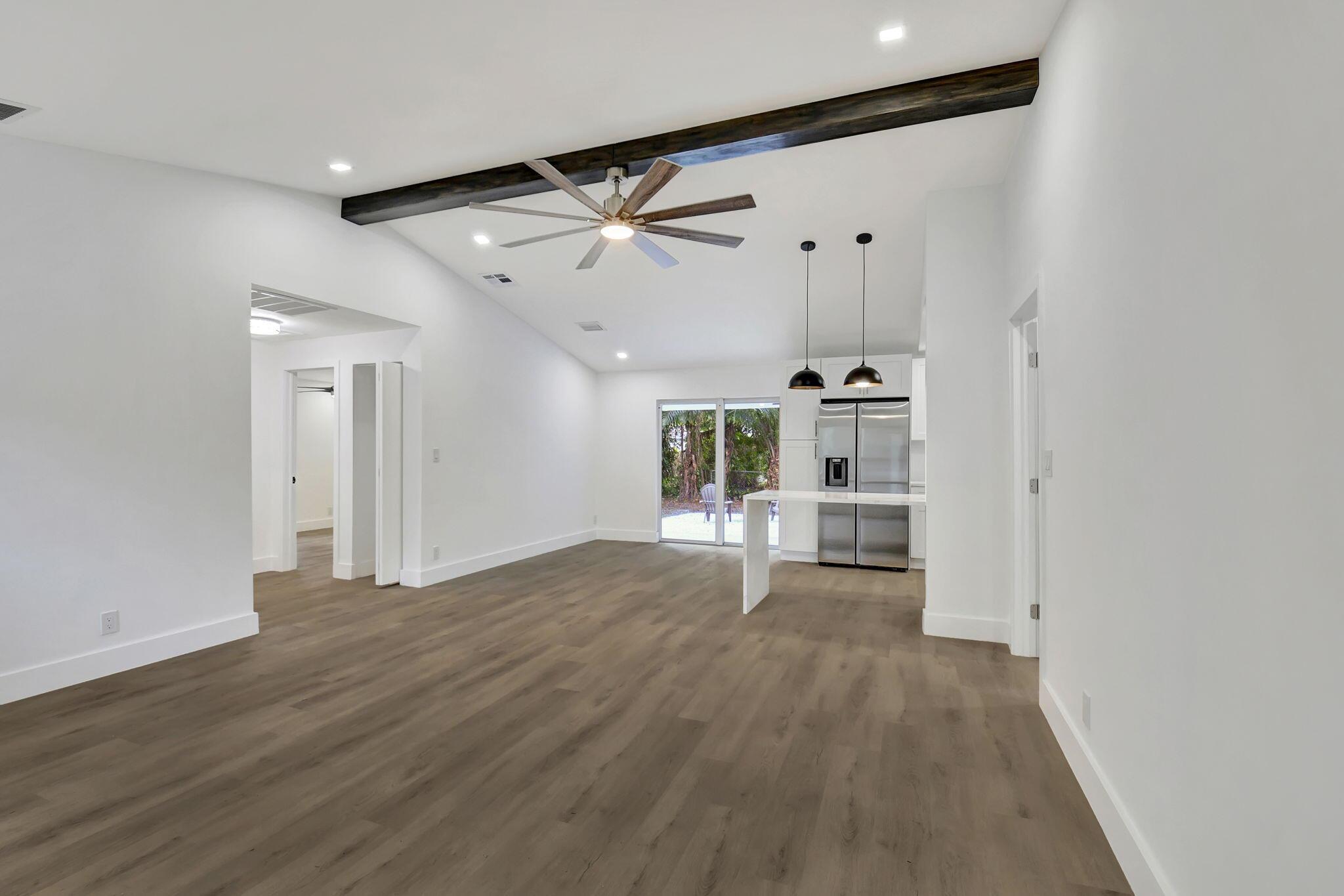 5456 Sunrise Boulevard