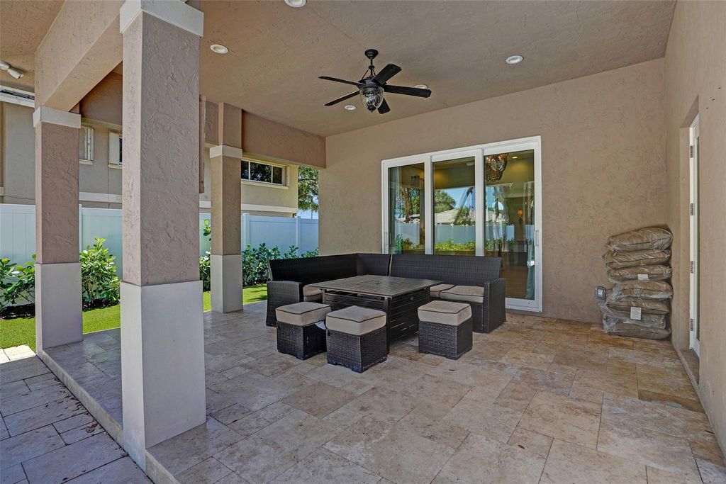 Photo of 1471 SW 14th Street, Boca Raton, FL 33486 (MLS # F10520773)