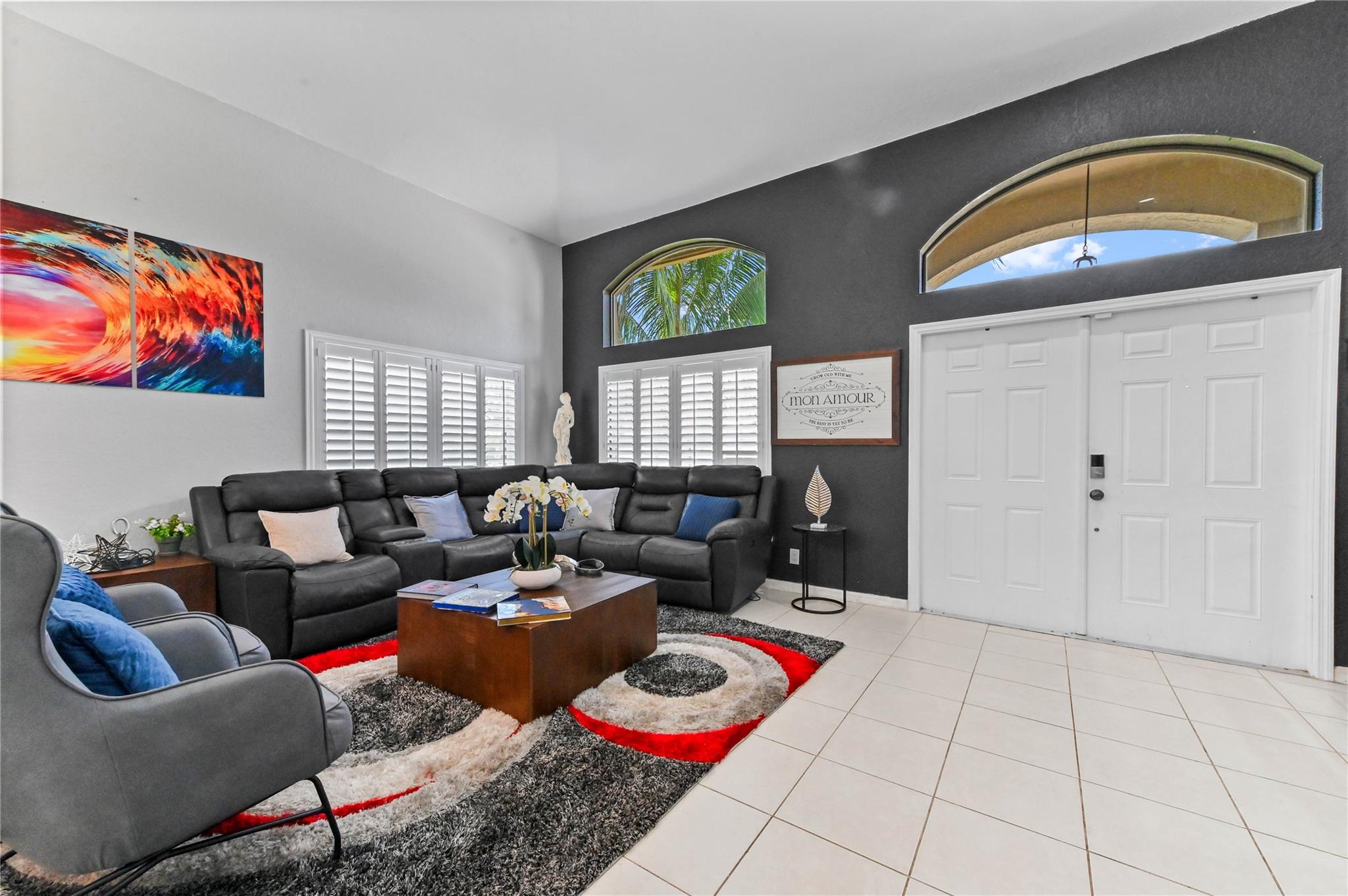 225 Park Road N, Royal Palm Beach, FL, 33411/$745,000 3 225 Park Road N