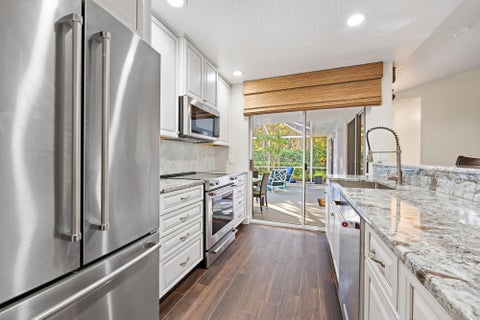 Tiny photo for 11403 Myrtle Oak Court, Palm Beach Gardens, FL 33410 (MLS # B26090540)
