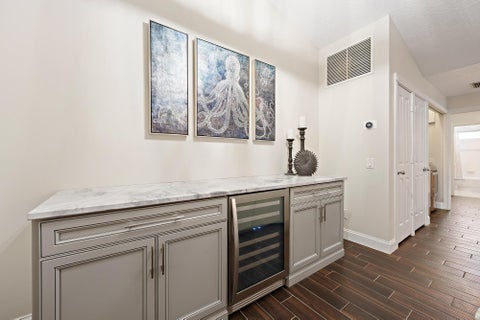 Tiny photo for 11403 Myrtle Oak Court, Palm Beach Gardens, FL 33410 (MLS # B26090540)