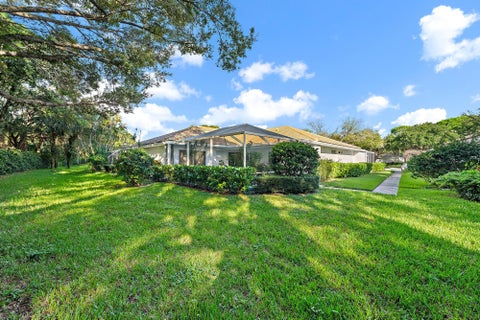 Tiny photo for 11403 Myrtle Oak Court, Palm Beach Gardens, FL 33410 (MLS # B26090540)