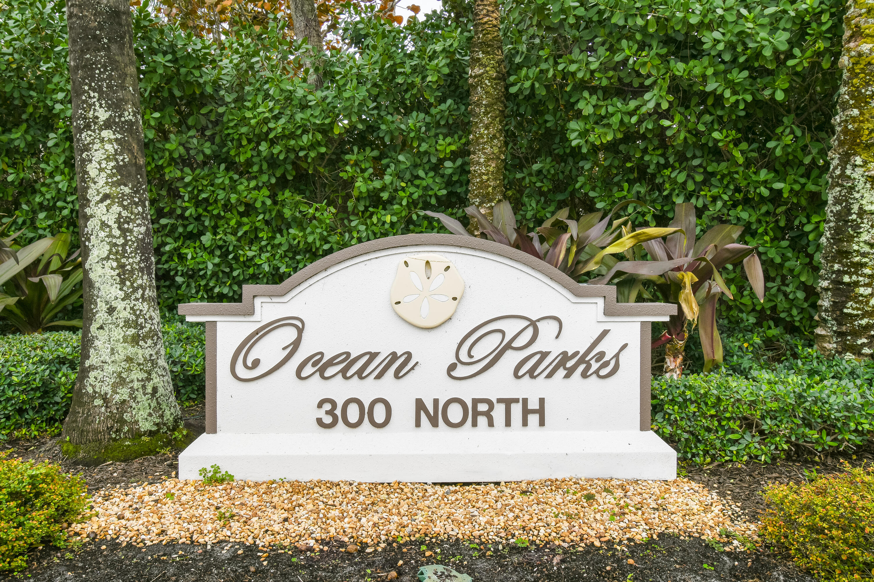 OCEAN PARKS CONDO - Residential