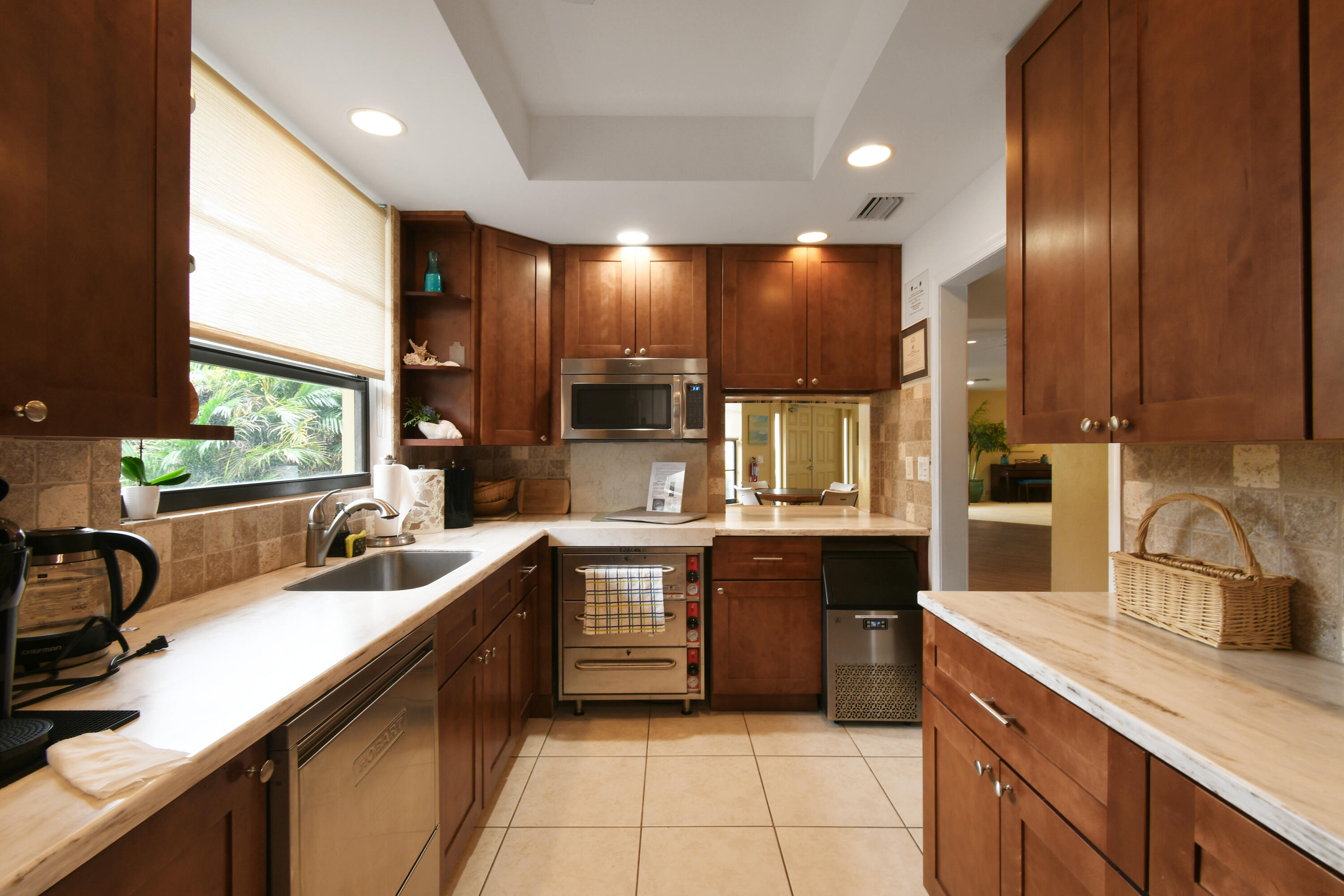 OCEAN PARKS CONDO - Residential