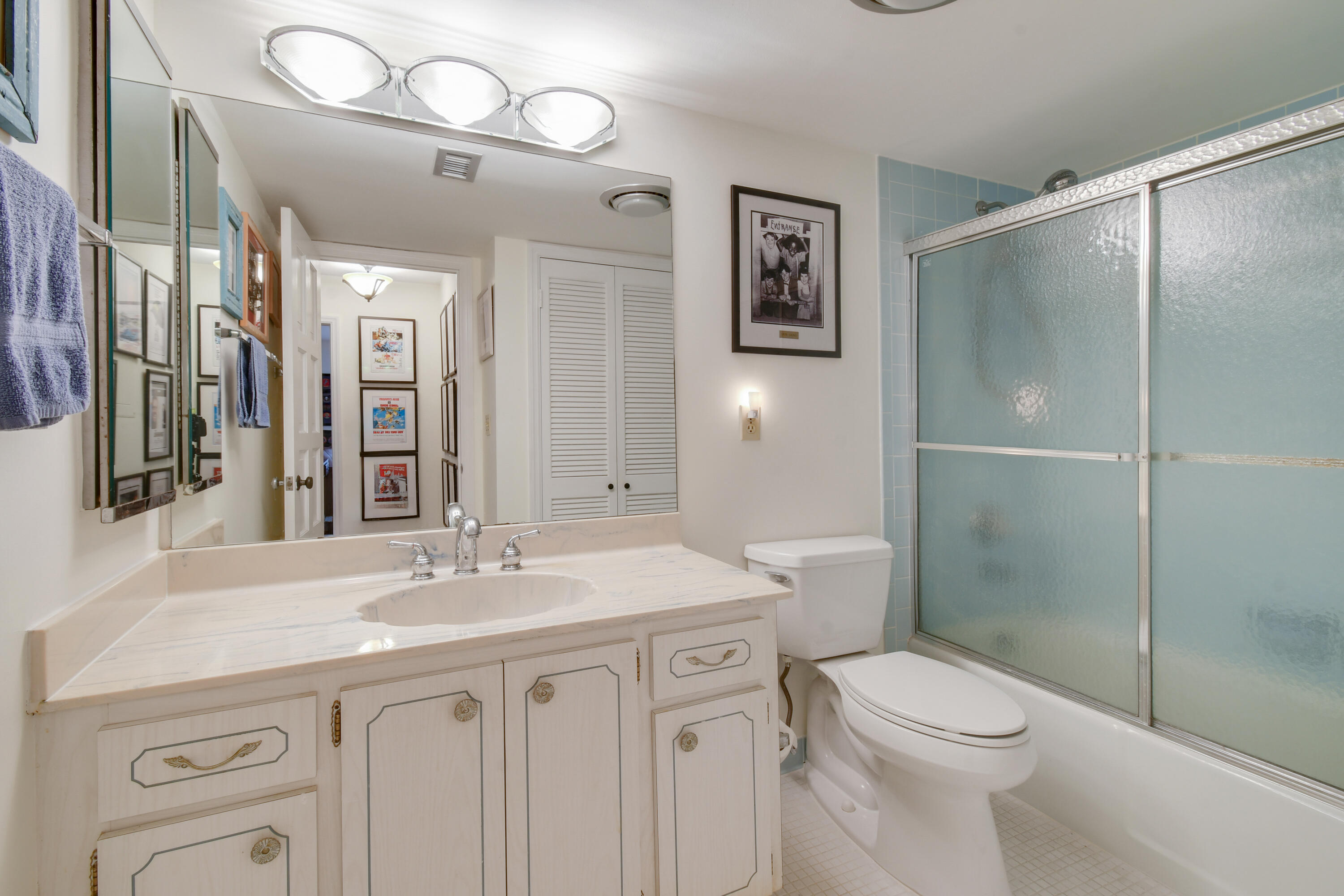 OCEAN PARKS CONDO - Residential