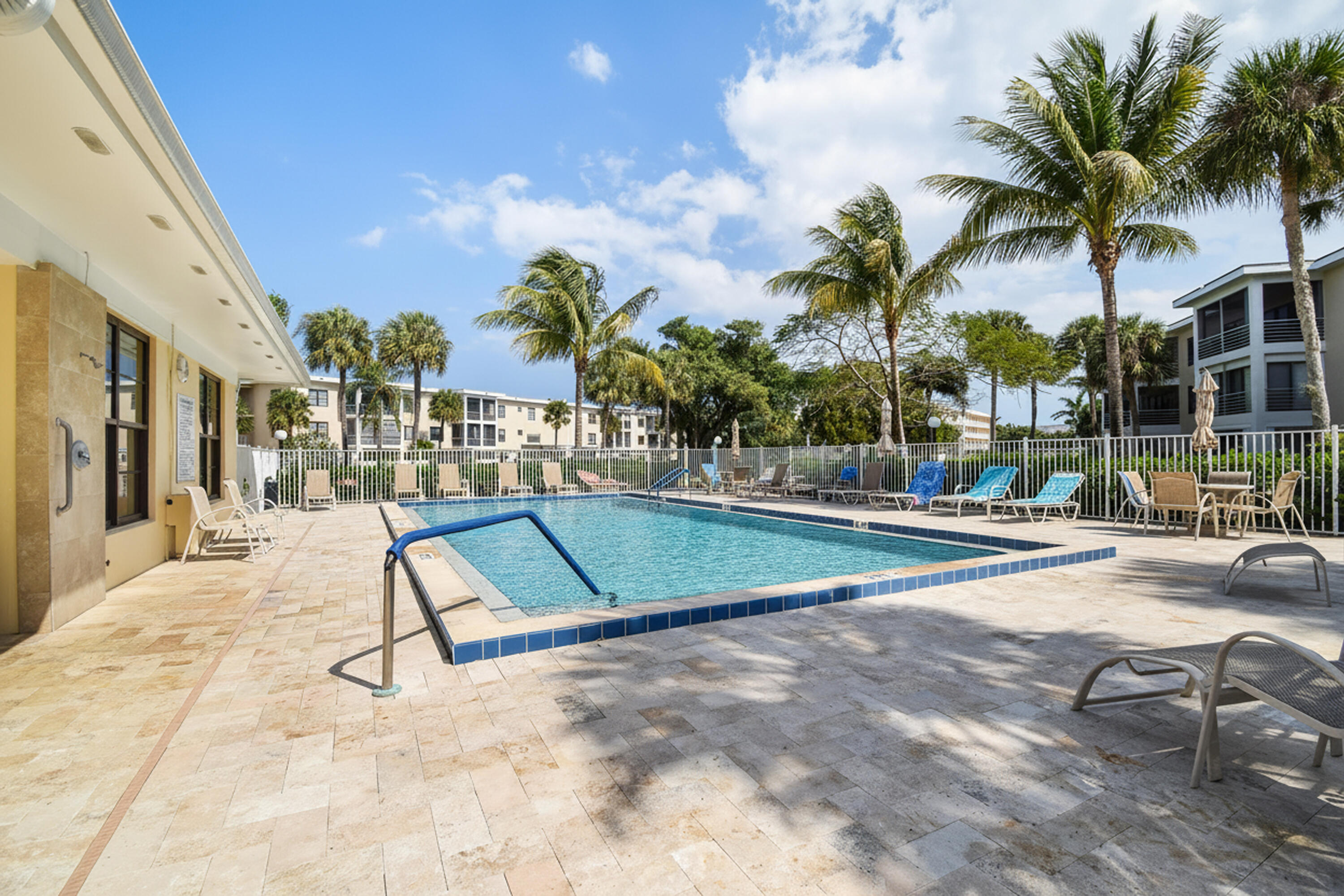 OCEAN PARKS CONDO - Residential