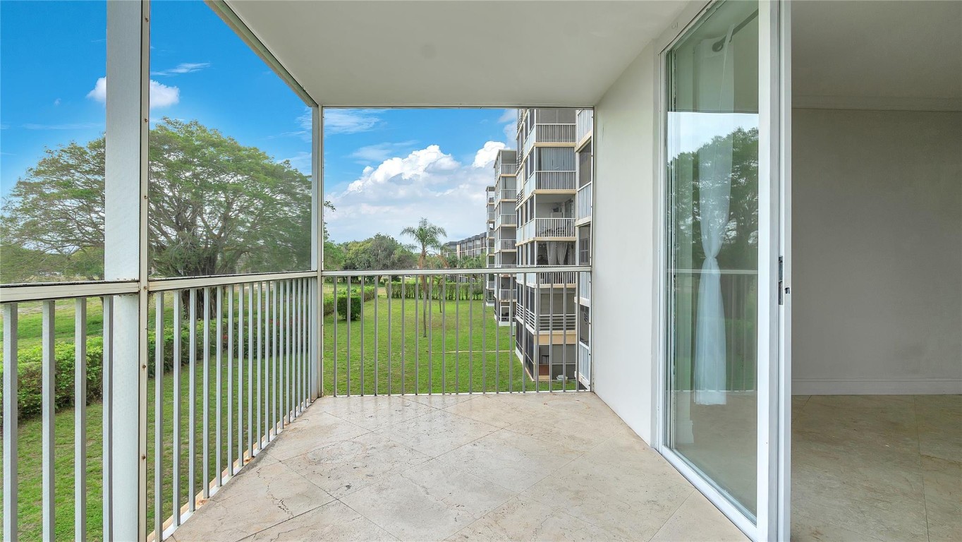 BOCA TEECA - Residential