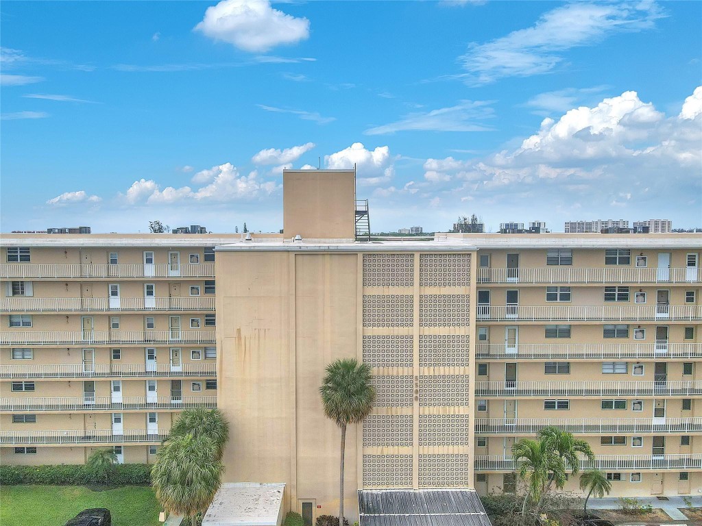 BOCA TEECA - Residential