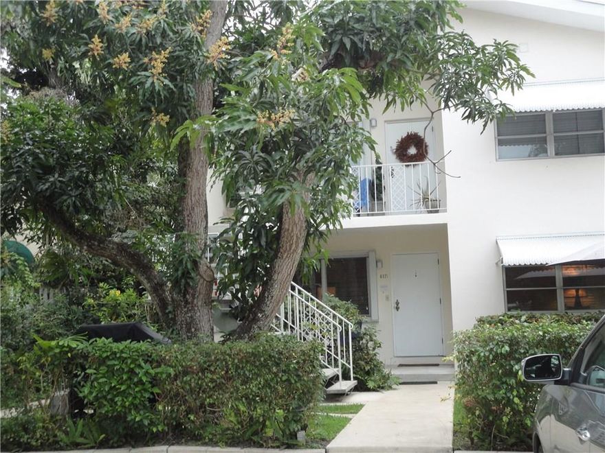 Charming Victoria Park 2/2 on tranquil residential street with sidewalks, 2 parking spaces, private washer/dryer, large windows, spacious closets. This second floor garden apartment offers a quiet setting away from the hustle bustle yet convenient to every day shopping, Las Olas, downtown, & the beach. No elevators, no lobbies, no crowds, no noise - just a walk right in home sweet home park out front smell the roses kind of place. This is sweet! Good credit and criminal background check required.