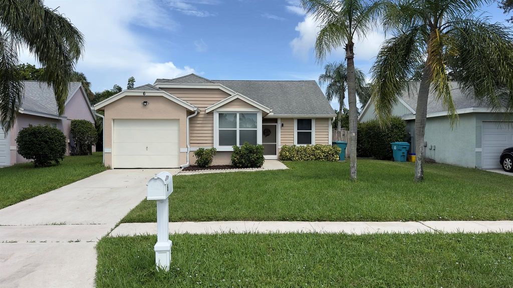 Photo of 6 Misty Laurel Circle, Boynton Beach, FL 33436 (MLS # R11022424)