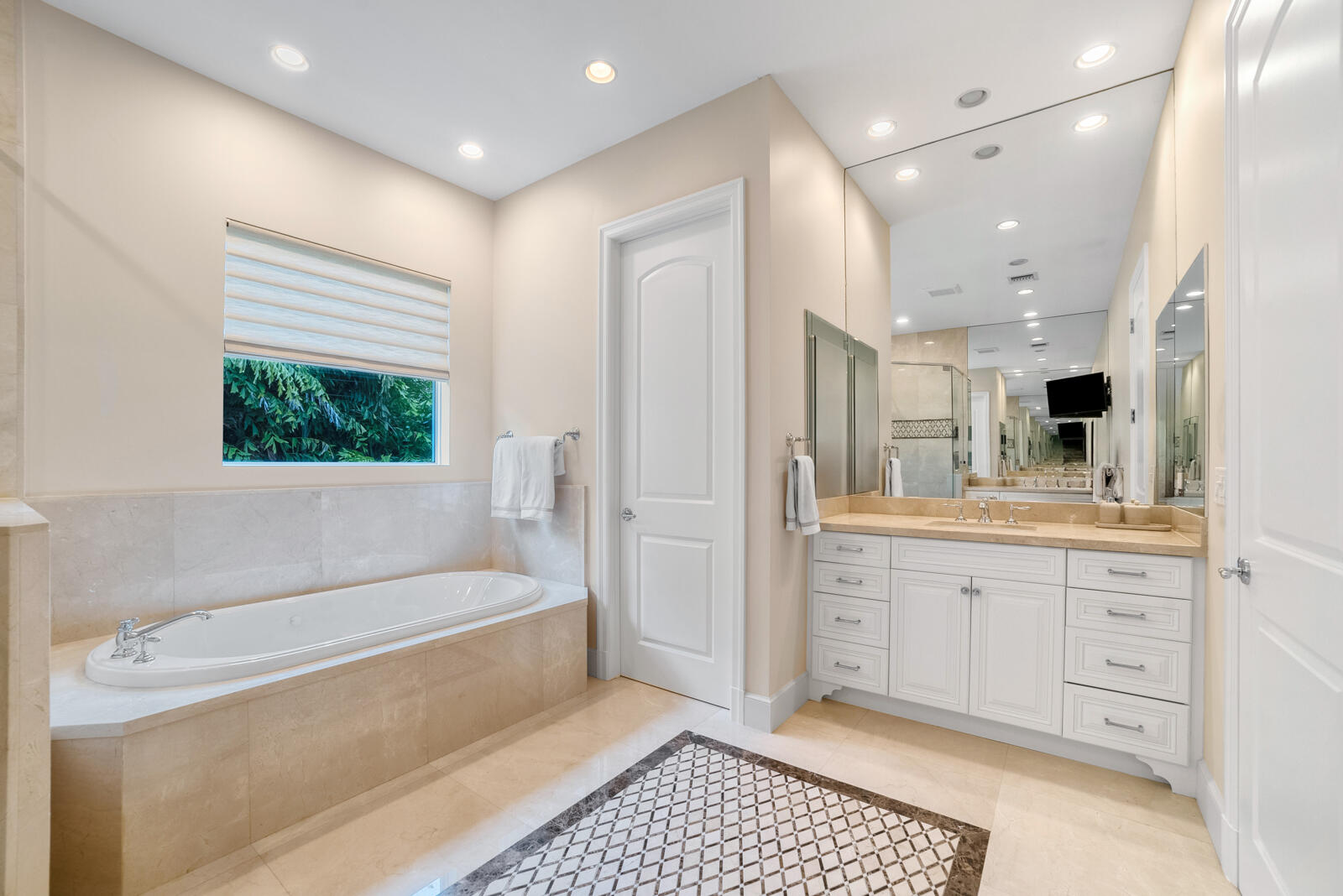 EDMOR ESTATES - Residential