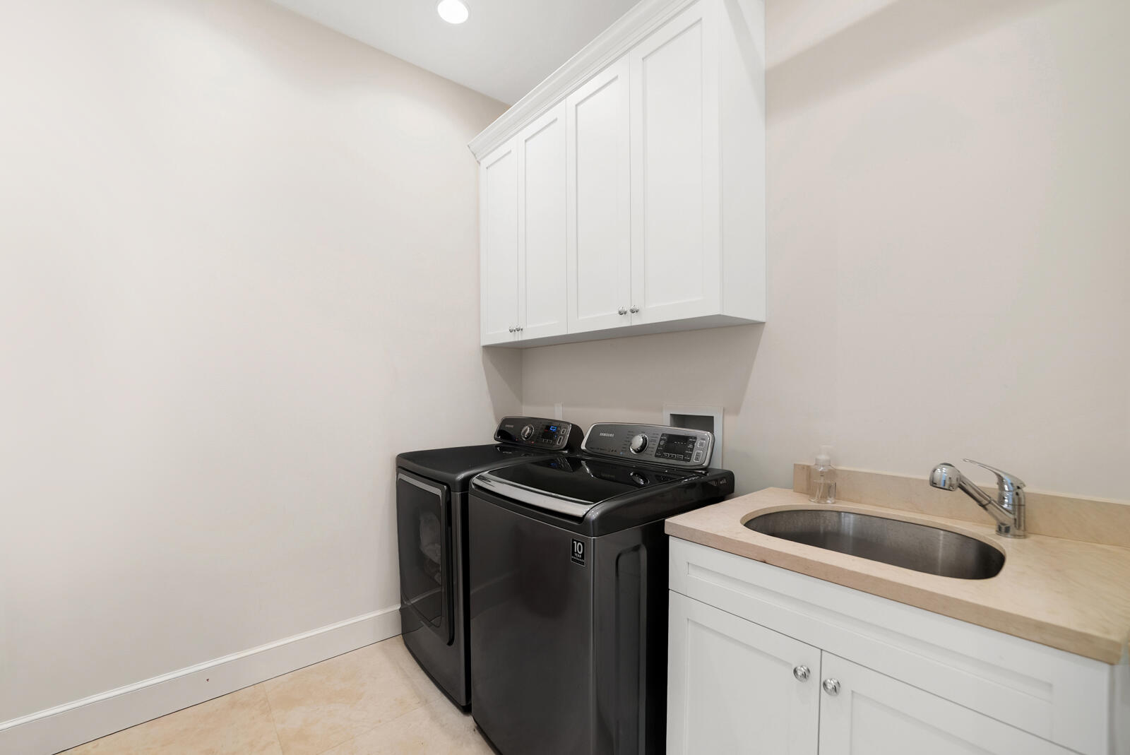 EDMOR ESTATES - Residential