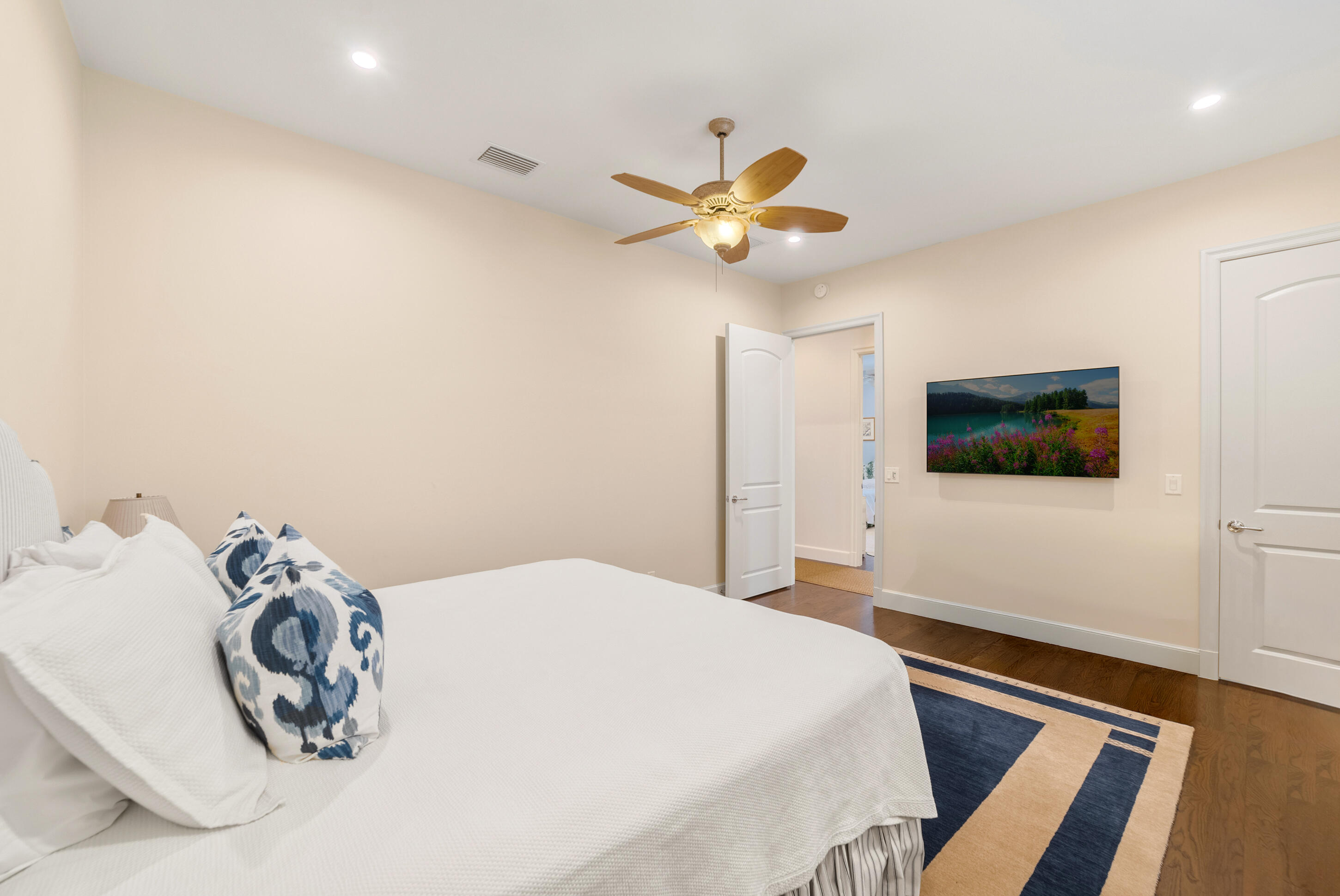 EDMOR ESTATES - Residential