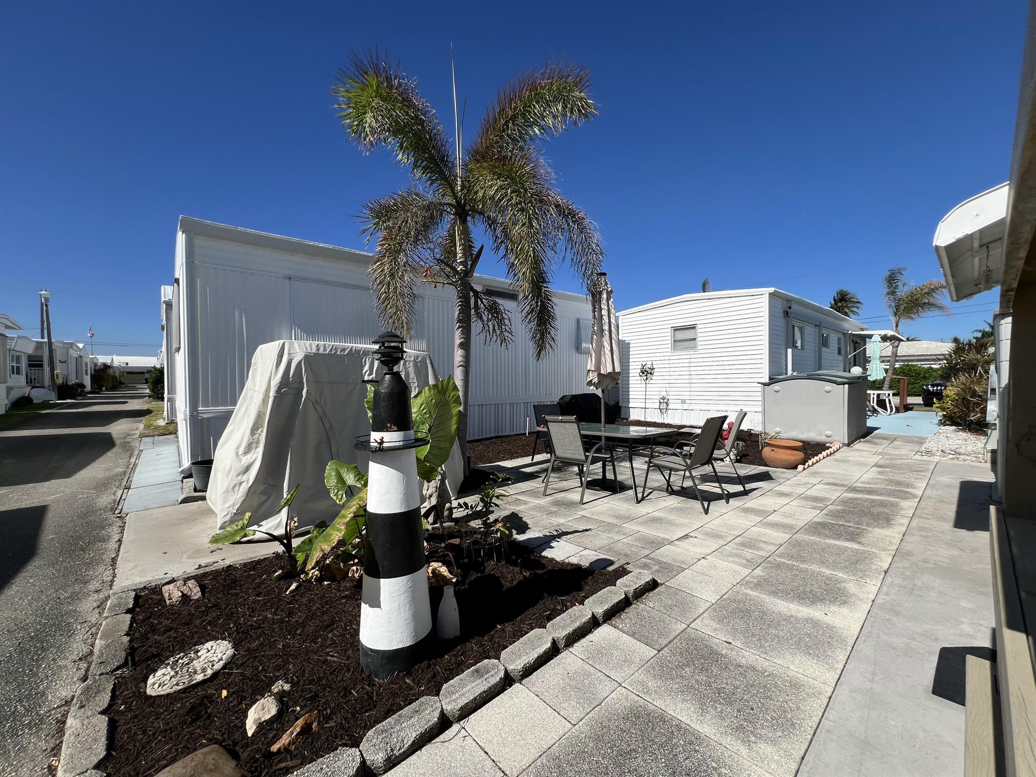 BRINY BREEZES INC - Residential