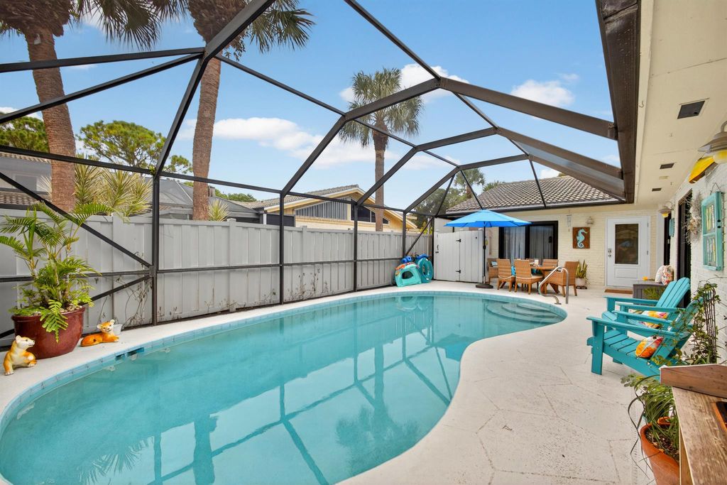 Photo of 12660 Woodmill Drive, Palm Beach Gardens, FL 33418 (MLS # R11125276)