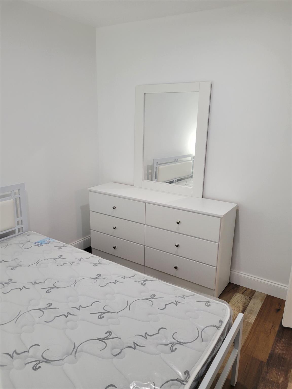 Plantation Park 43-18 B - Residential Lease