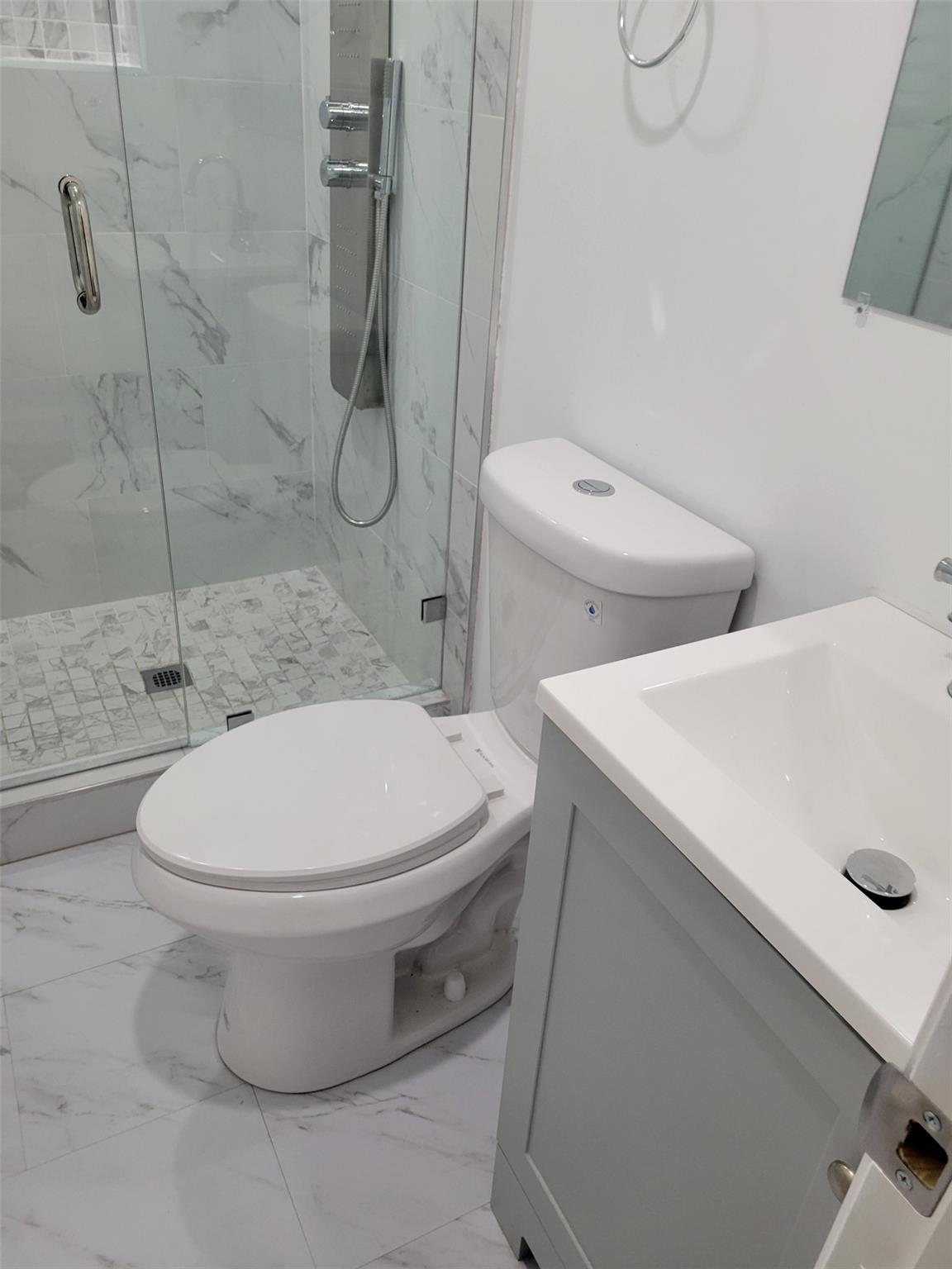 Plantation Park 43-18 B - Residential Lease