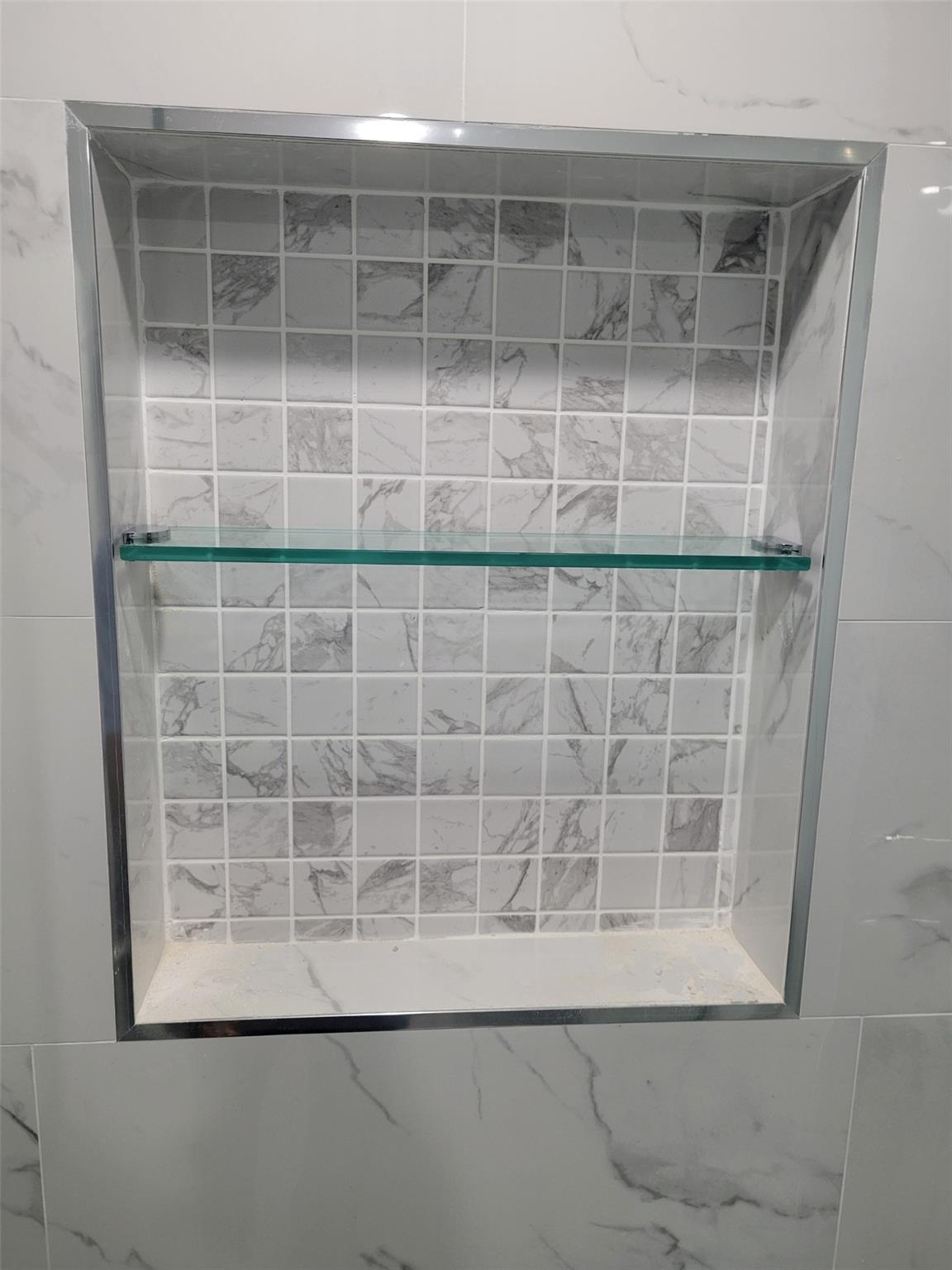 Plantation Park 43-18 B - Residential Lease