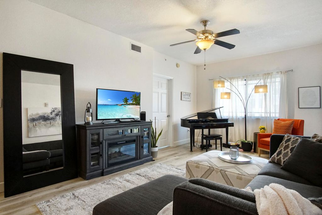 Photo of 2804 Sarento Place #204, Palm Beach Gardens, FL 33410 (MLS # R10977614)