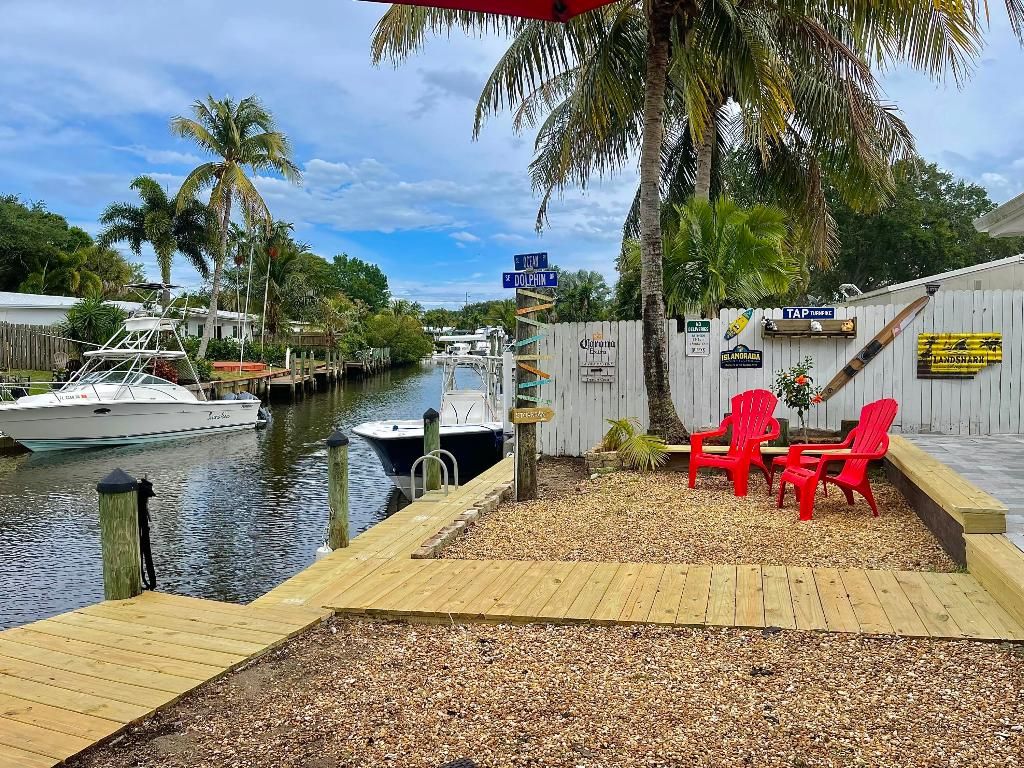 Photo of 129 SW Hideaway Place, Stuart, FL 34994 (MLS # R10937013)