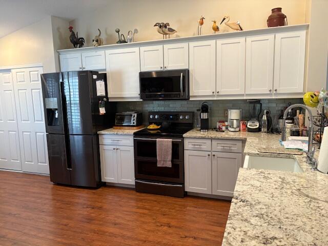 CORAL LAKES V - Residential Lease