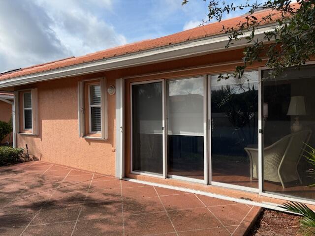 CORAL LAKES V - Residential Lease