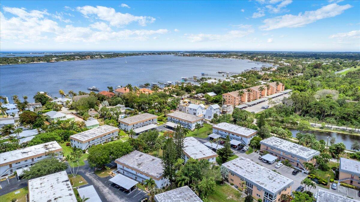 KINGSWOOD CONDO - Residential