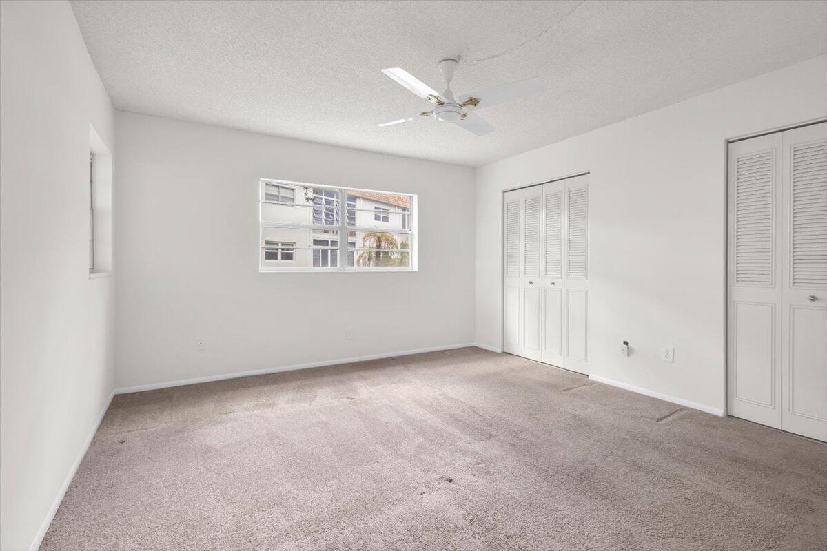 KINGSWOOD CONDO - Residential