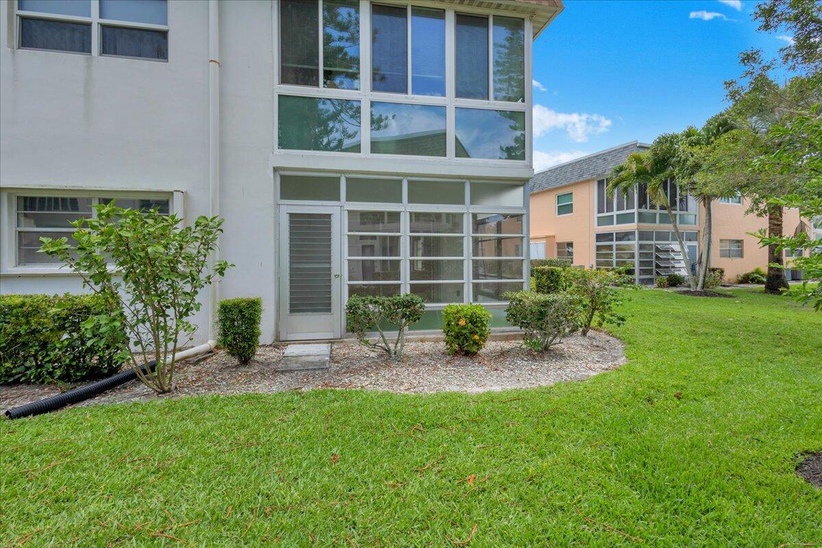 KINGSWOOD CONDO - Residential