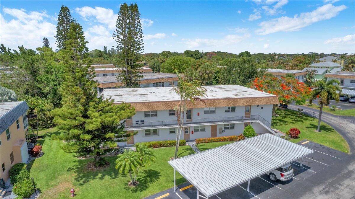 KINGSWOOD CONDO - Residential