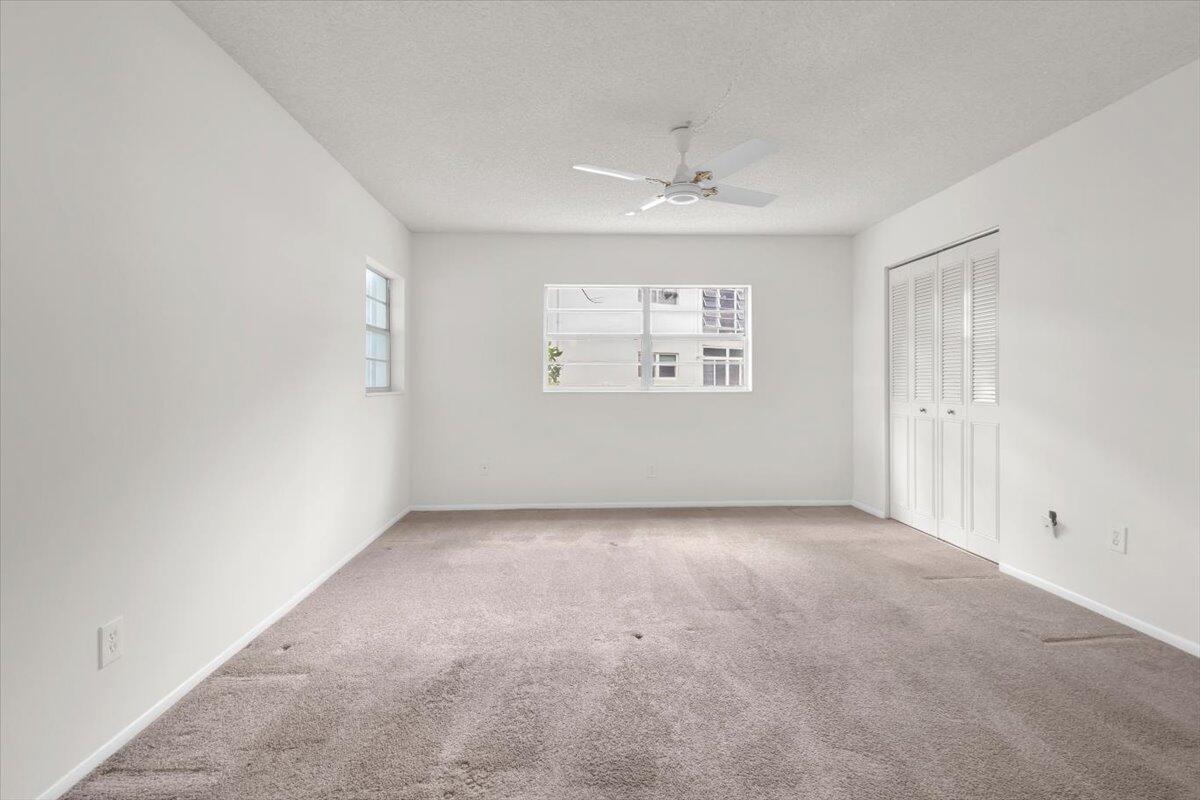 KINGSWOOD CONDO - Residential