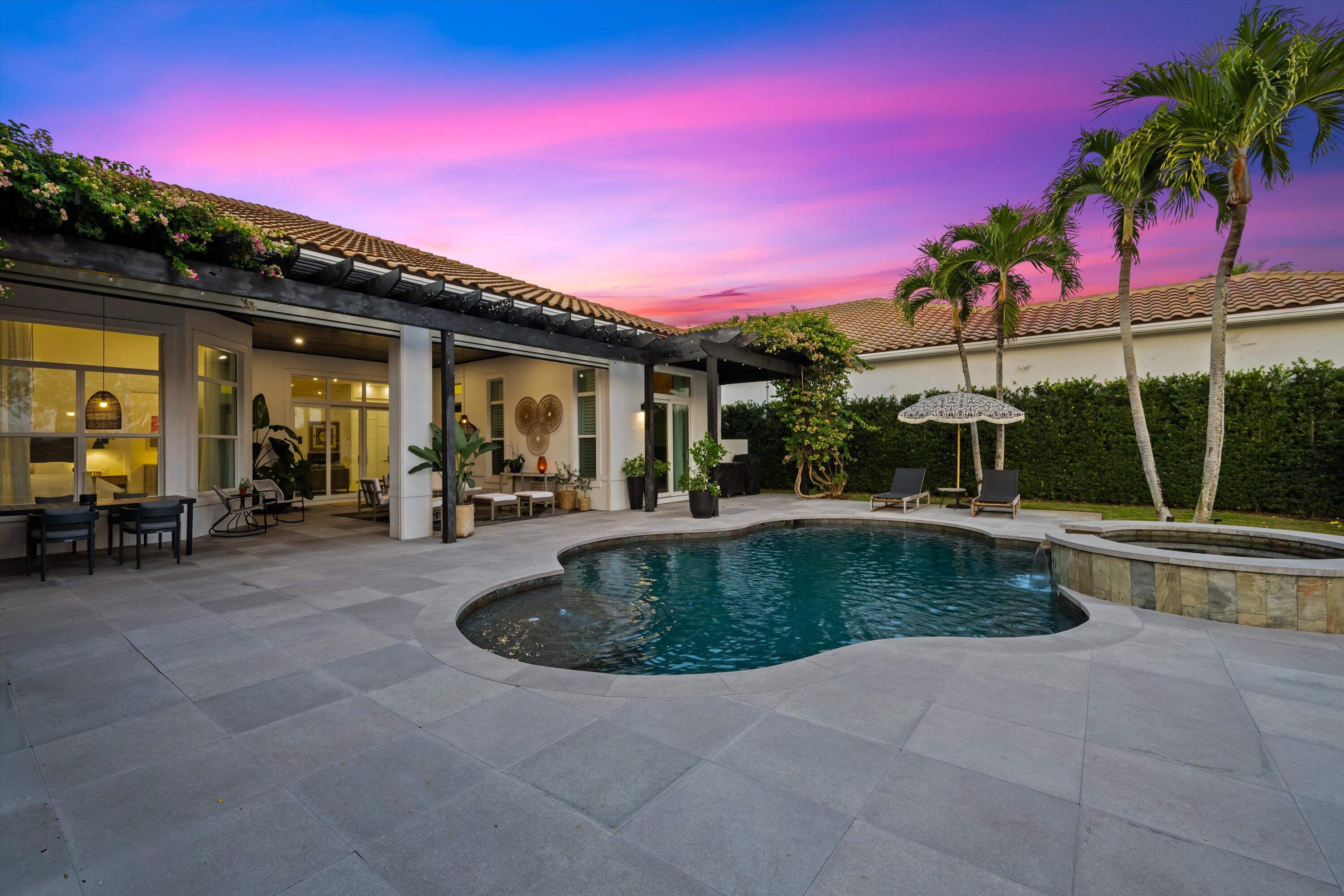 HUNTERS CHASE OF PALM BEACH POLO & COUNTRY CLUB - Residential