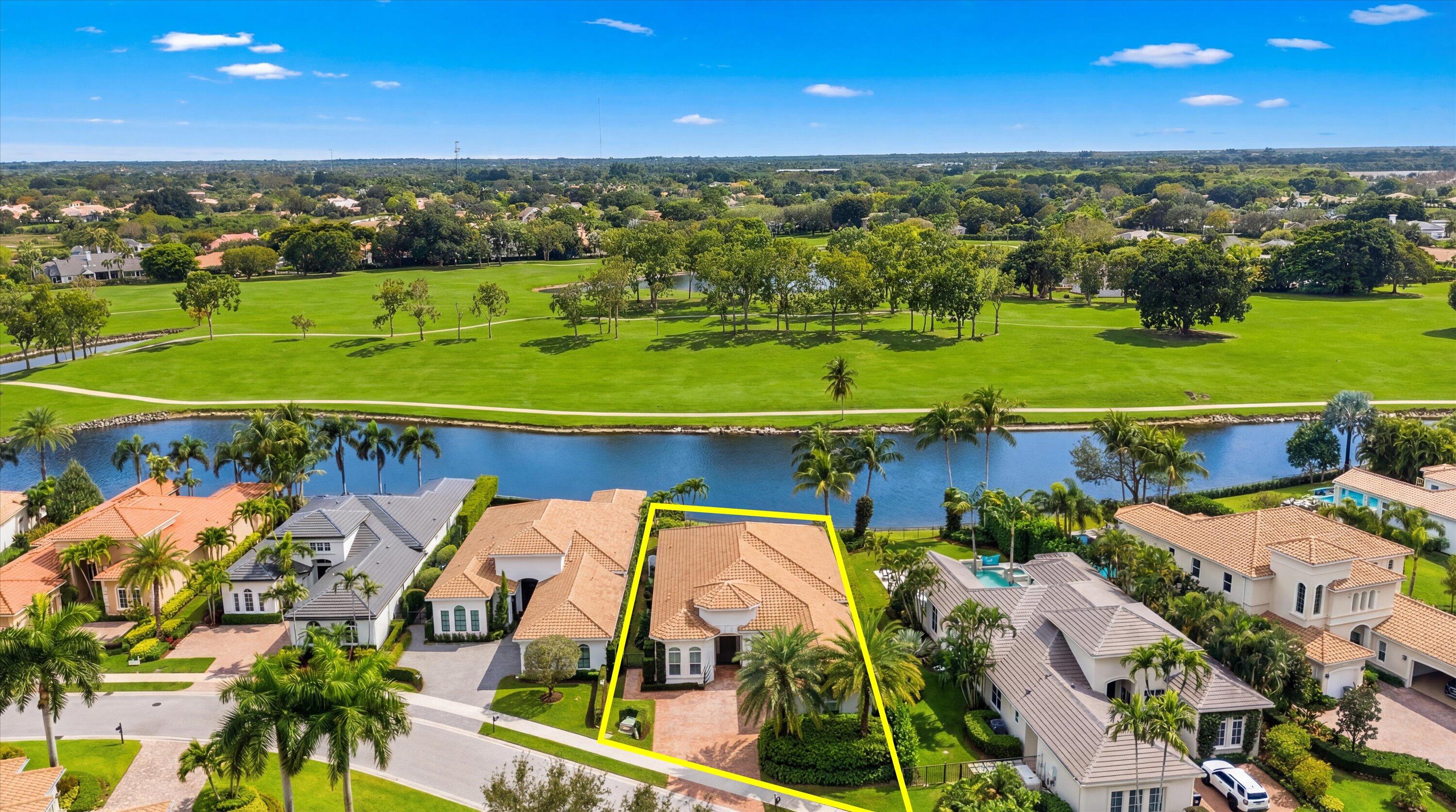 HUNTERS CHASE OF PALM BEACH POLO & COUNTRY CLUB - Residential