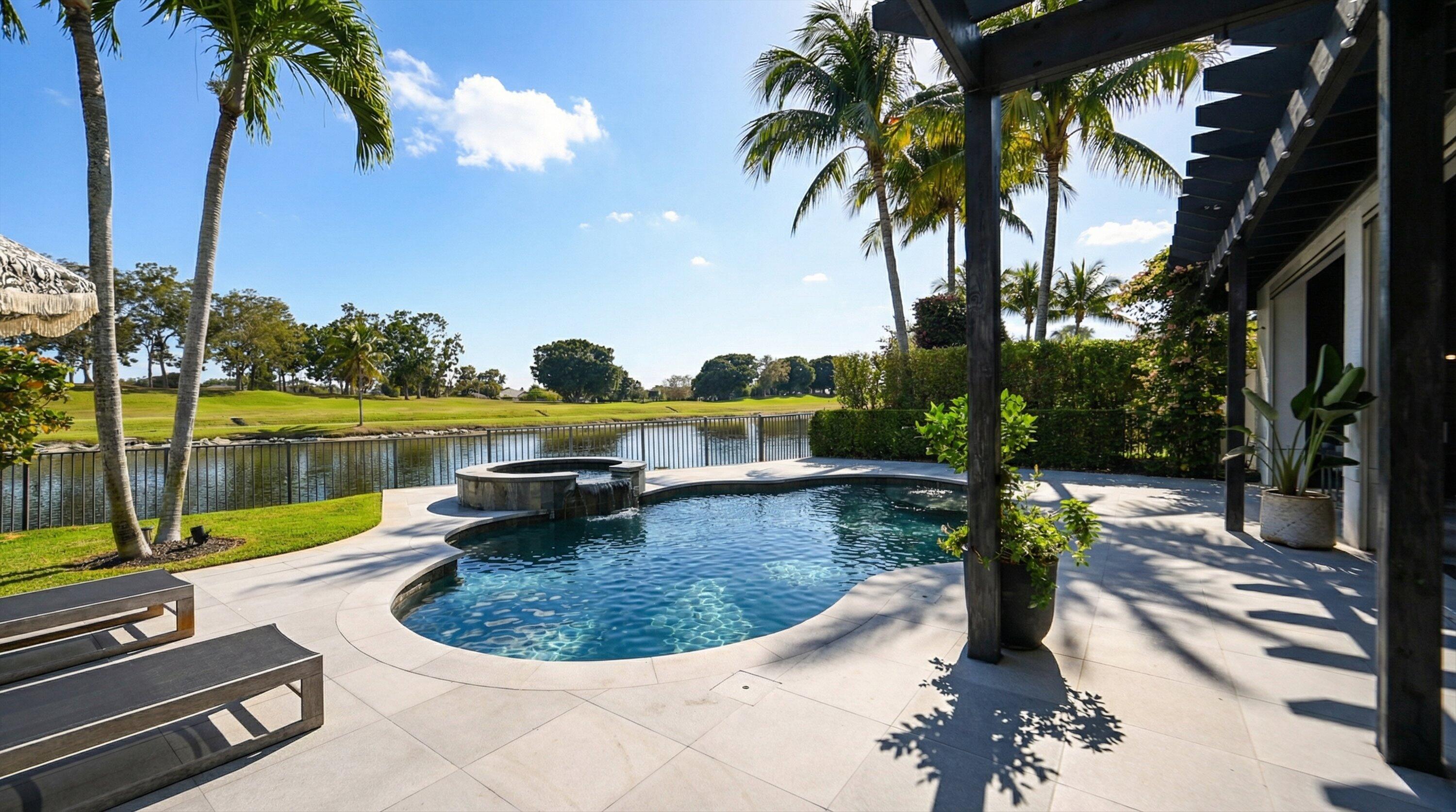 HUNTERS CHASE OF PALM BEACH POLO & COUNTRY CLUB - Residential